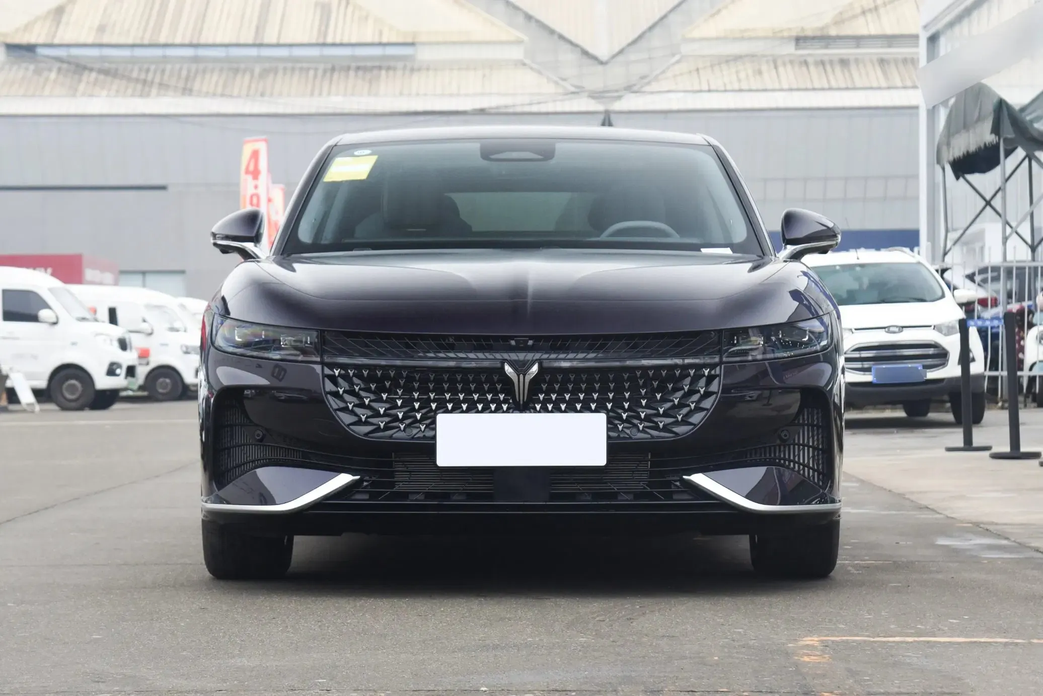 imgi_88_Elevate-Your-Drive-with-Voyah-Passion-Phev-New-Car Voyah Passion Phev New Car– In Stock in China | Electric Cars From China for Sale - Image 1
